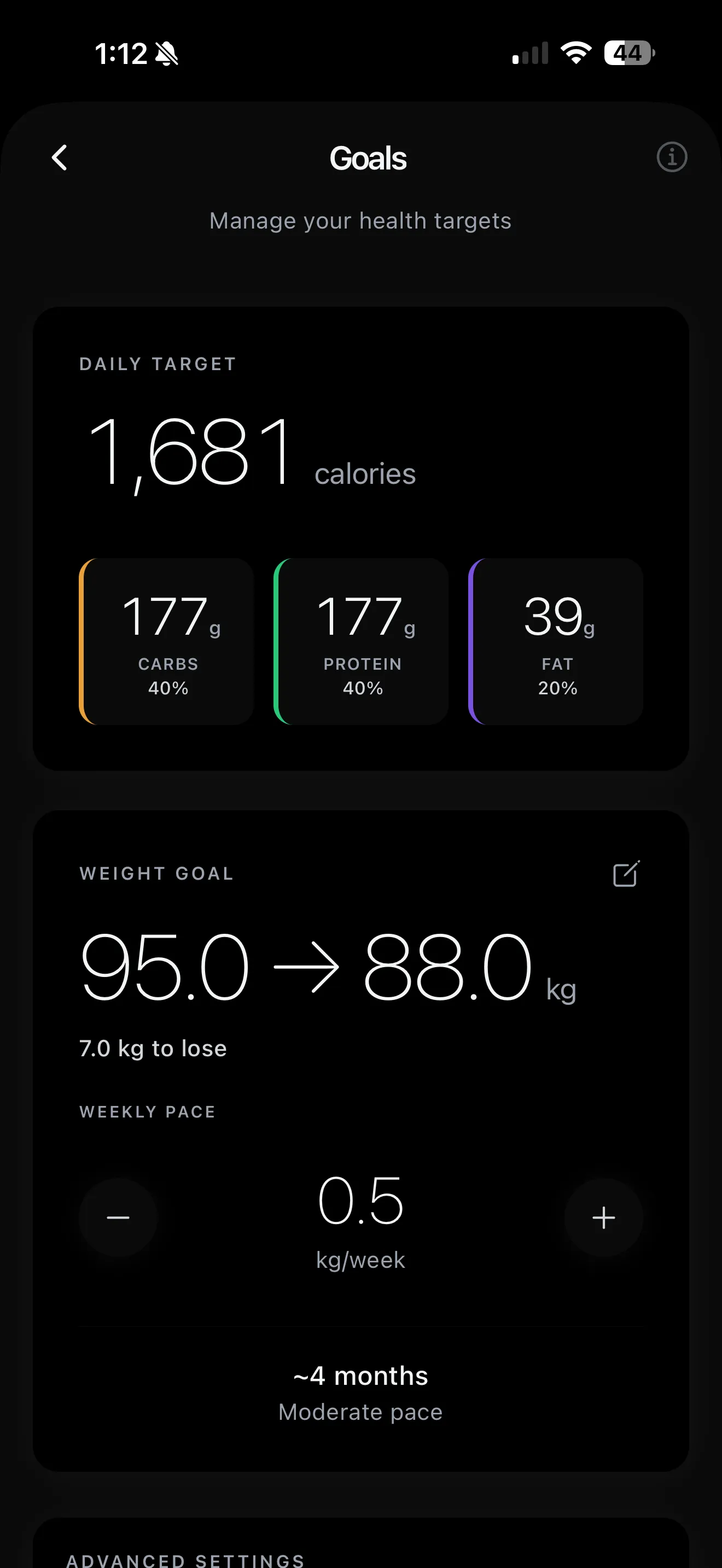 Goals feature - daily nutrition targets with weight goal from 95 to 88 kg